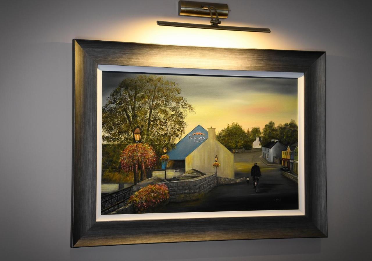 The Leitrim Inn And Blueway Lodge County Leitrim Екстериор снимка
